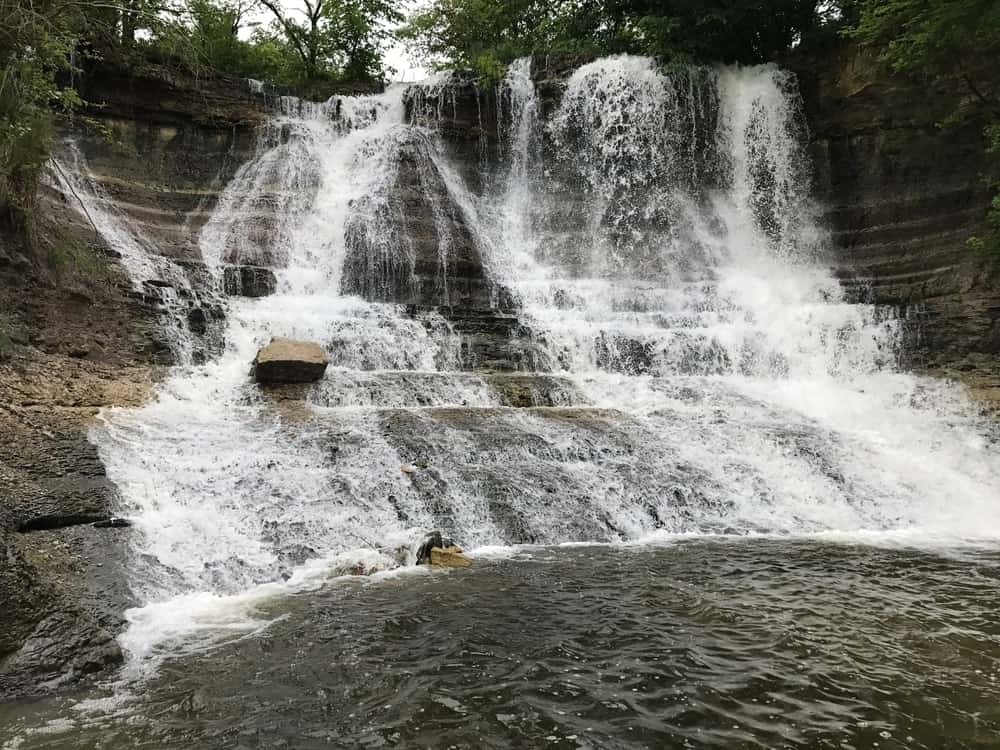 Geary state lake falls