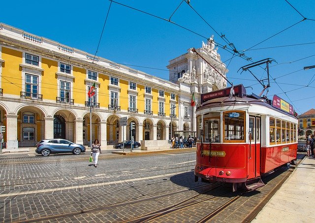 what to do in lisbon, places to see in lisbon