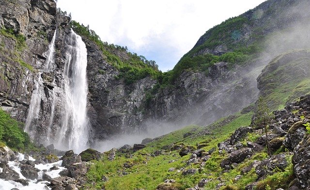 waterfalls in norway, highest waterfall